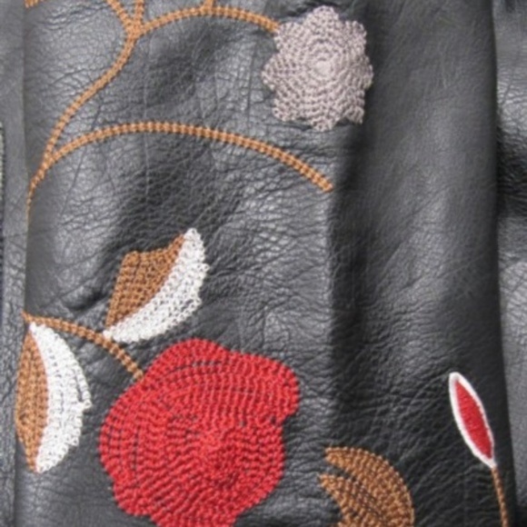 *SOLD* Romeo & Juliet Embroidered Moto Jacket M - Picture 6 of 8